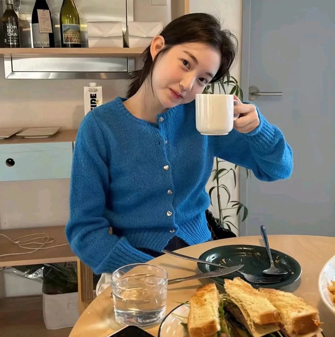 哪个大学校花漂亮就去哪里摆摊